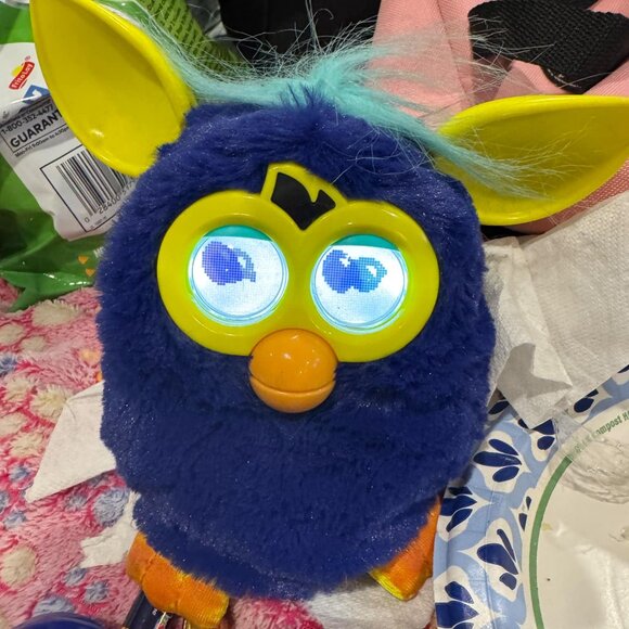 2012 Furby "He’s Awake" – Tested and Working - Picture 6 of 7